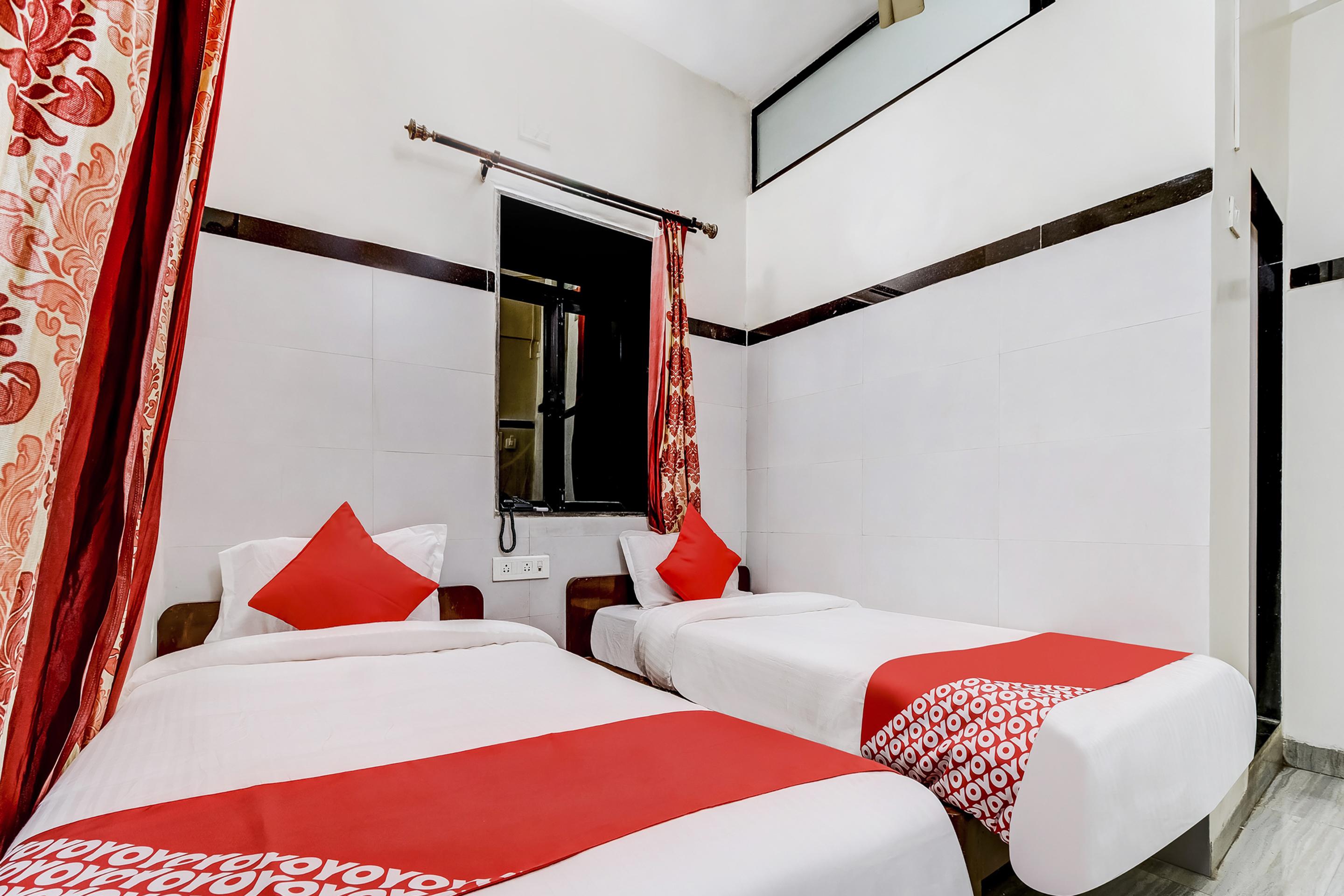 Super Oyo Hotel Dreamland مومباي المظهر الخارجي الصورة