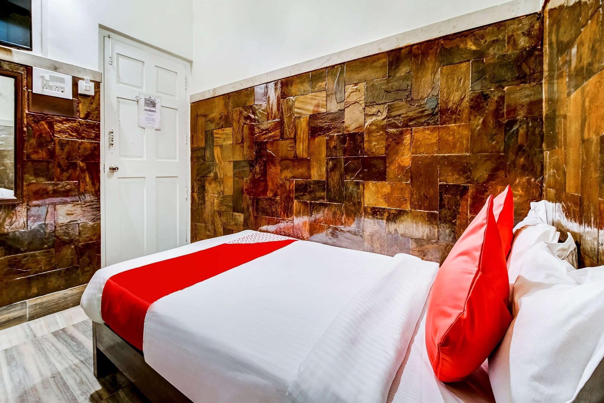 Super Oyo Hotel Dreamland مومباي المظهر الخارجي الصورة